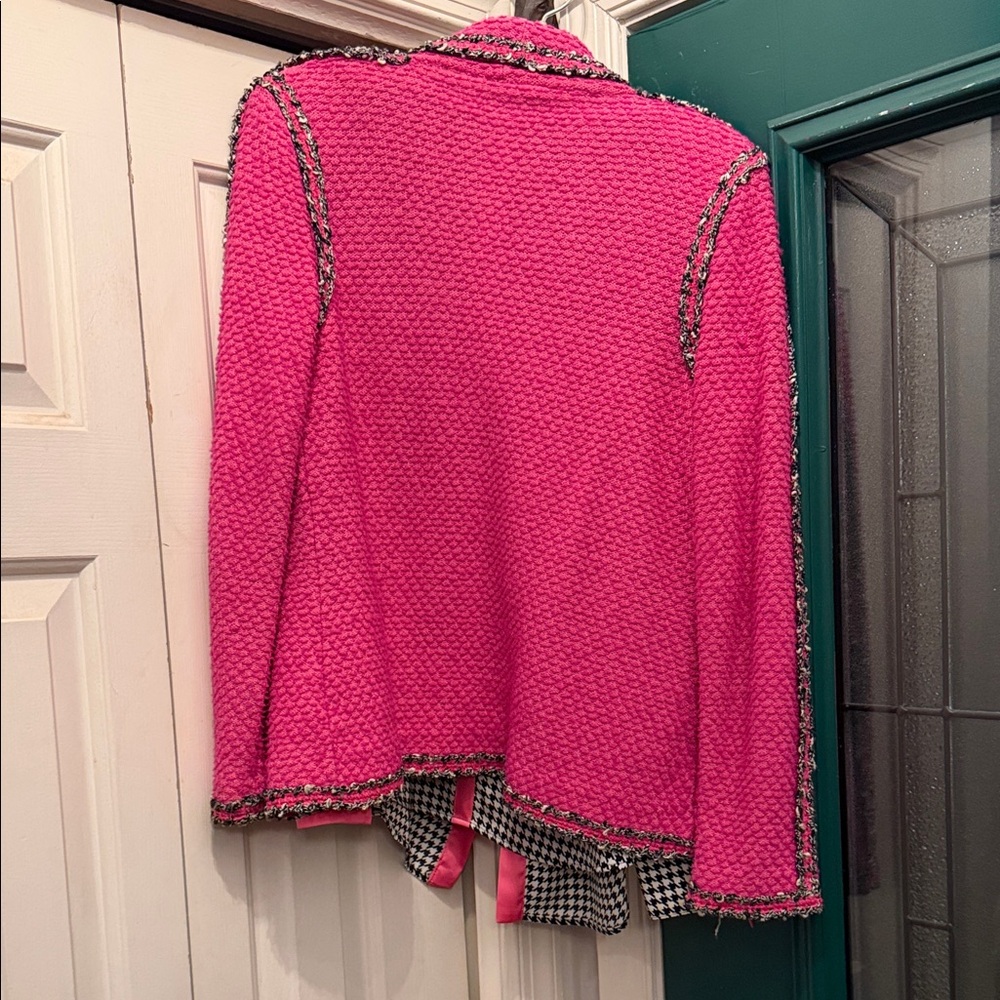Chic Pink Women's Jacket 2 Piece - Picture 2 of 15